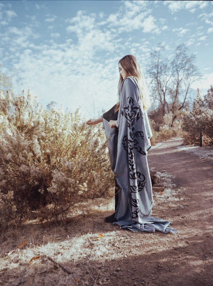 The Cobra Shawl